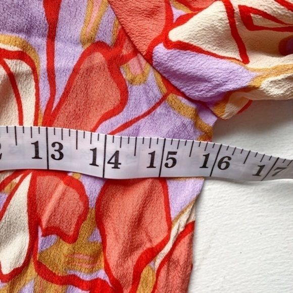 OLIVACEOUS LILAC BLOOMS MIDI DRESS - Picture 10 of 16